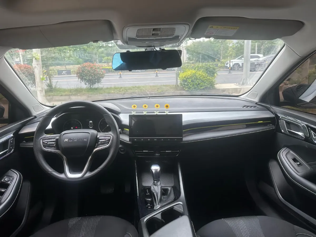 2021 Roewe i5 1.5L 120HP L4 CVT,autocango,china used car exporter,china ev exporter,chinese used car exporter,chinese used ev exporter