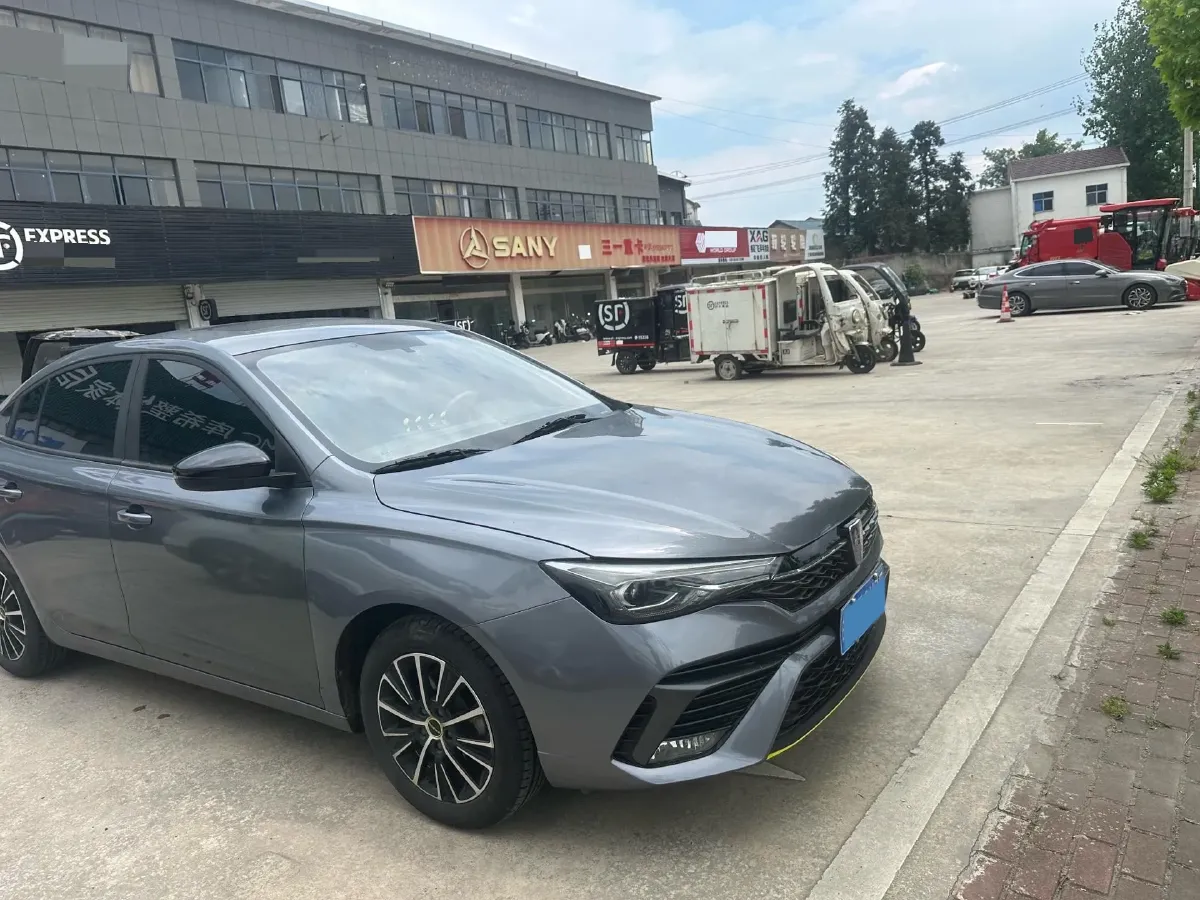 2021 Roewe i5 1.5L 120HP L4 CVT,autocango,china used car exporter,china ev exporter,chinese used car exporter,chinese used ev exporter