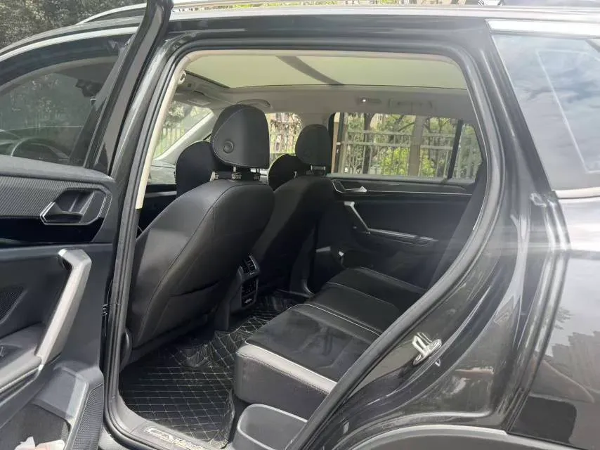 2021 Volkswagen Tayron 2.0T 186HP L4 7DCT,autocango,china used car exporter,china ev exporter,chinese used car exporter,chinese used ev exporter