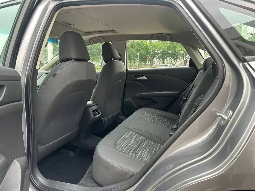 2019 Chevrolet Cavalier 1.0T 120HP L3 6DCT,autocango,china used car exporter,china ev exporter,chinese used car exporter,chinese used ev exporter