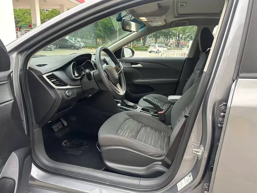 2019 Chevrolet Cavalier 1.0T 120HP L3 6DCT,autocango,china used car exporter,china ev exporter,chinese used car exporter,chinese used ev exporter