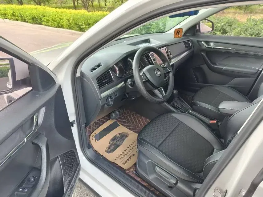2018 Skoda Kamiq 1.5L 110HP L4 6AT,autocango,china used car exporter,china ev exporter,chinese used car exporter,chinese used ev exporter