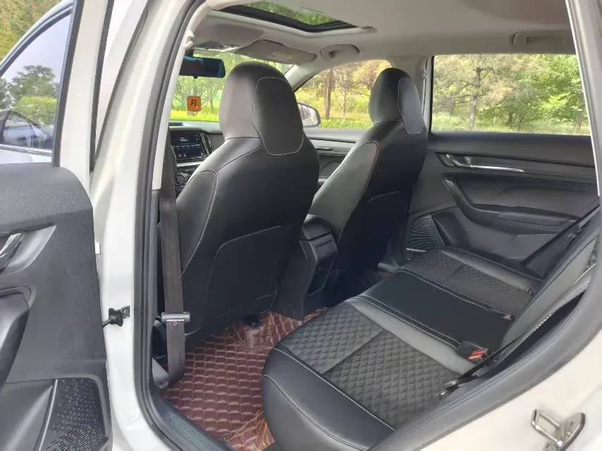 2018 Skoda Kamiq 1.5L 110HP L4 6AT,autocango,china used car exporter,china ev exporter,chinese used car exporter,chinese used ev exporter