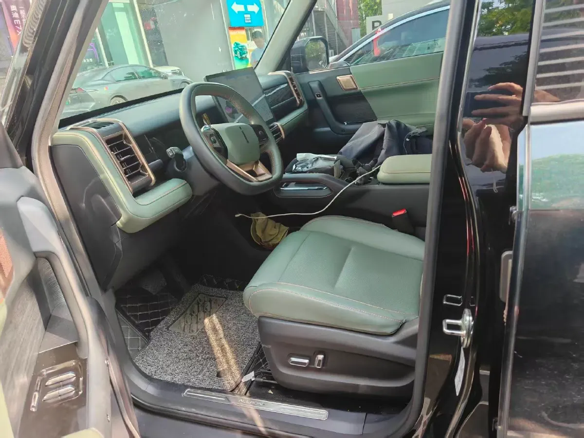2024 JMC DaDao 2.3T 245HP L4 8AT,autocango,china used car exporter,china ev exporter,chinese used car exporter,chinese used ev exporter