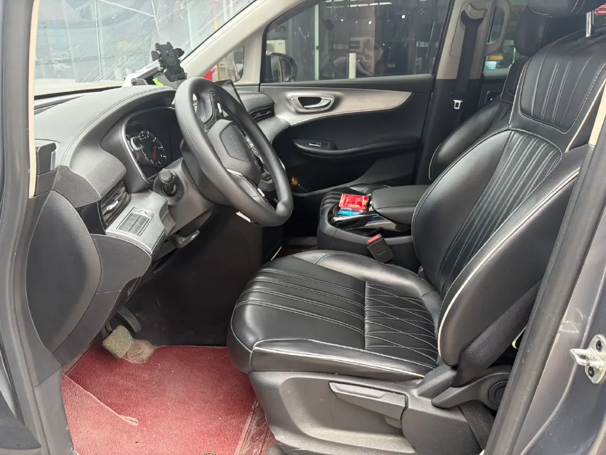 2021 Roewe iMAX8 2.0T 234HP L4 8AT,autocango,china used car exporter,china ev exporter,chinese used car exporter,chinese used ev exporter