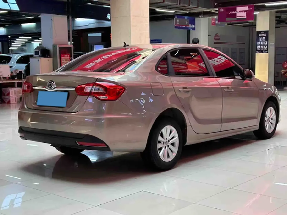 2017 Brilliance Auto H530 1.6L 118HP L4 5AT,autocango,china used car exporter,china ev exporter,chinese used car exporter,chinese used ev exporter