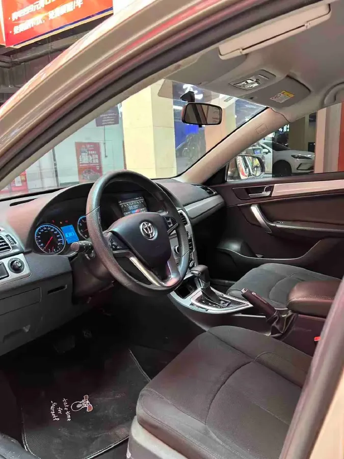 2017 Brilliance Auto H530 1.6L 118HP L4 5AT,autocango,china used car exporter,china ev exporter,chinese used car exporter,chinese used ev exporter