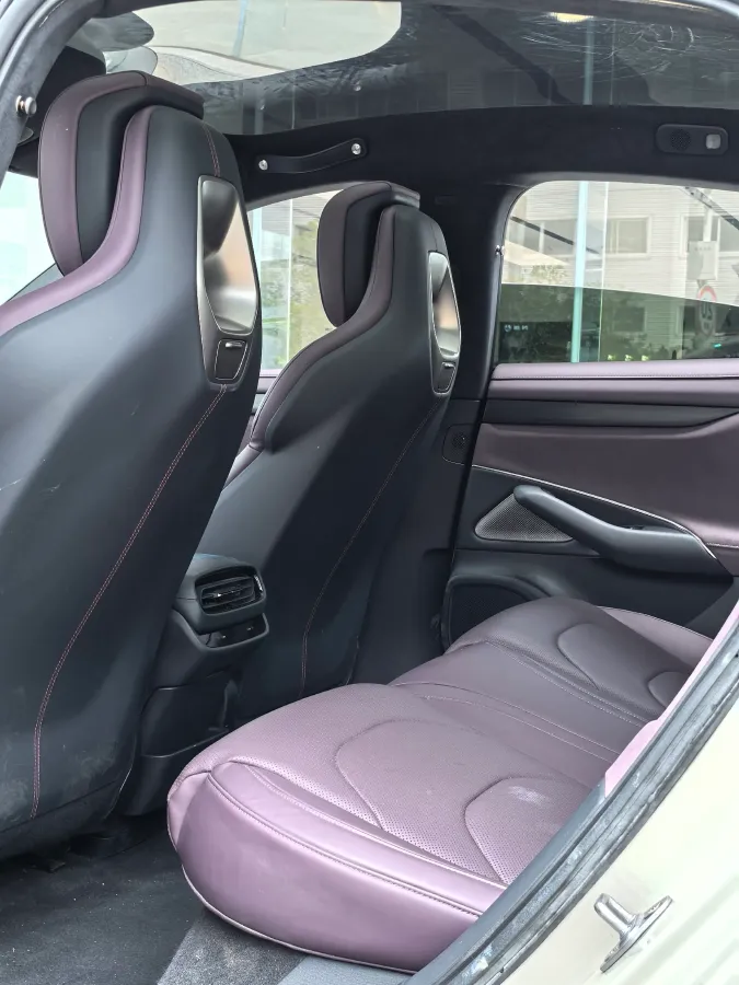 2024 MI SU7 BEV 101KWH,autocango,china used car exporter,china ev exporter,chinese used car exporter,chinese used ev exporter