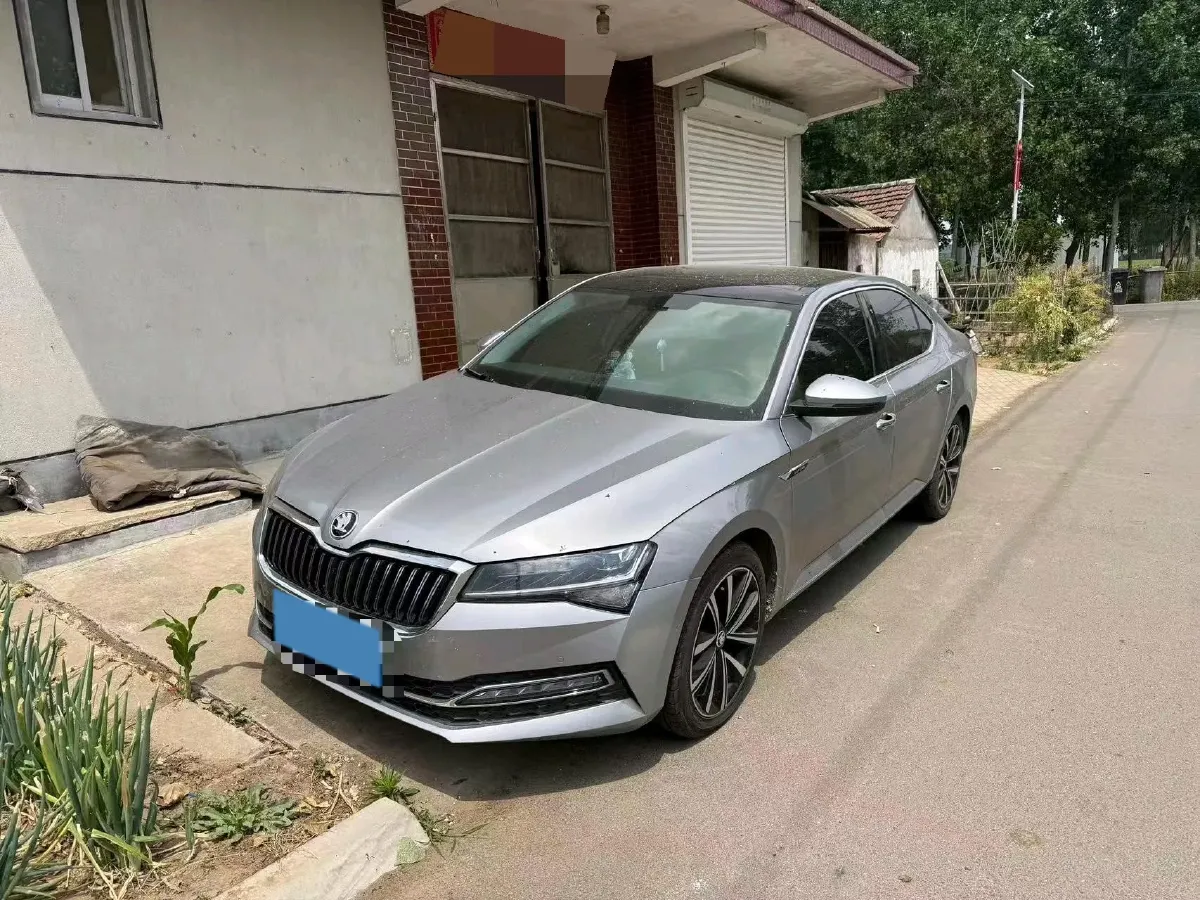 2019 Skoda Superb 2.0T 186HP L4 7DCT,autocango,china used car exporter,china ev exporter,chinese used car exporter,chinese used ev exporter