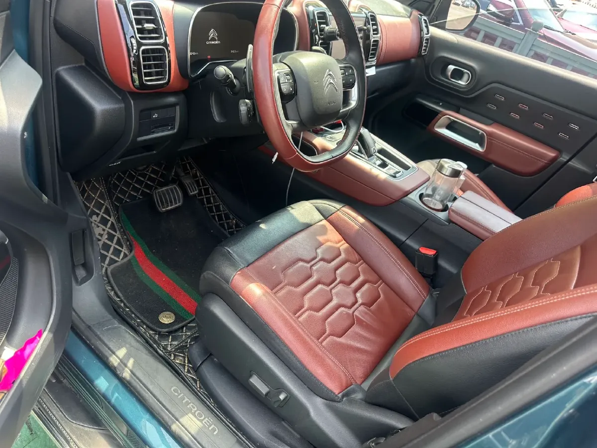 2020 Citroen C5 Aircross 1.8T 211HP L4 8AT,autocango,china used car exporter,china ev exporter,chinese used car exporter,chinese used ev exporter