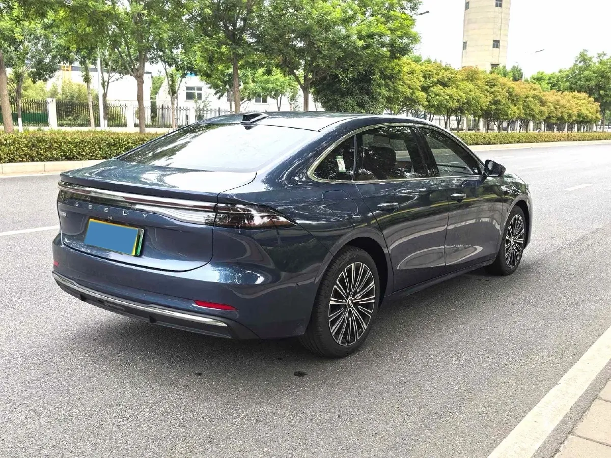 2025 Geely Galaxy A7 1.5L 112HP L4 1DHT PHEV,autocango,china used car exporter,china ev exporter,chinese used car exporter,chinese used ev exporter