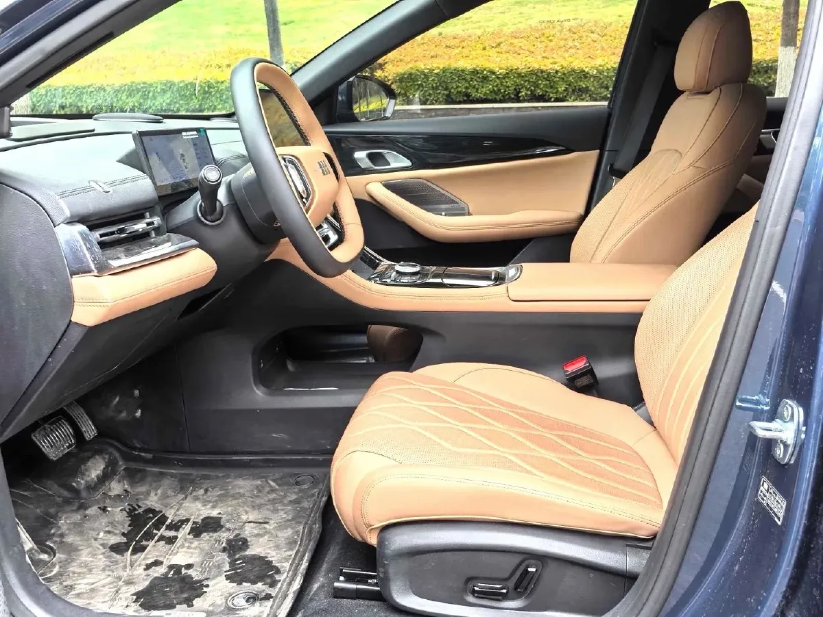 2025 Geely Galaxy A7 1.5L 112HP L4 1DHT PHEV,autocango,china used car exporter,china ev exporter,chinese used car exporter,chinese used ev exporter