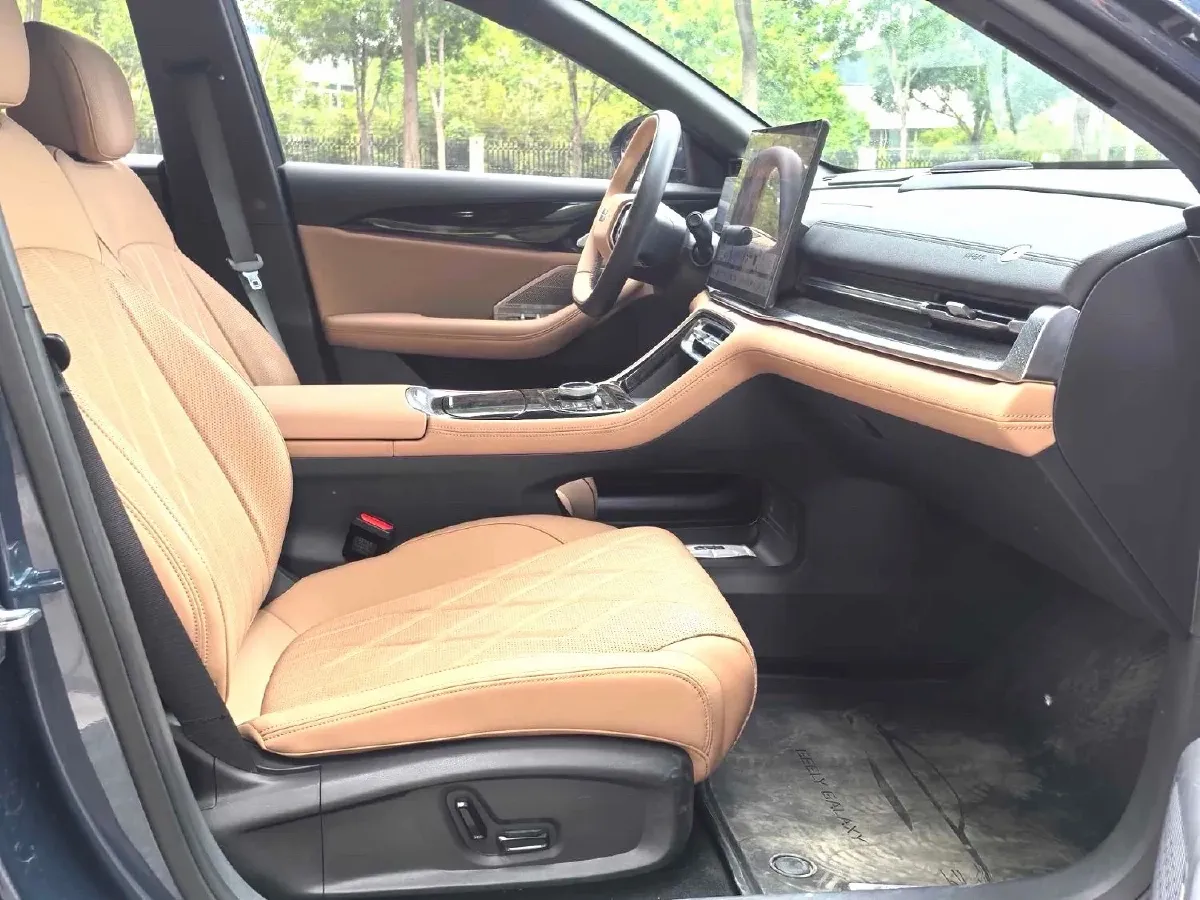 2025 Geely Galaxy A7 1.5L 112HP L4 1DHT PHEV,autocango,china used car exporter,china ev exporter,chinese used car exporter,chinese used ev exporter