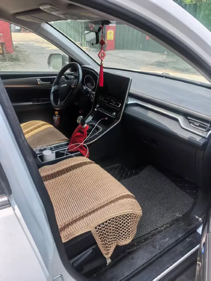 2023 Haval M6 1.5T 150HP L4 6MT,autocango,china used car exporter,china ev exporter,chinese used car exporter,chinese used ev exporter