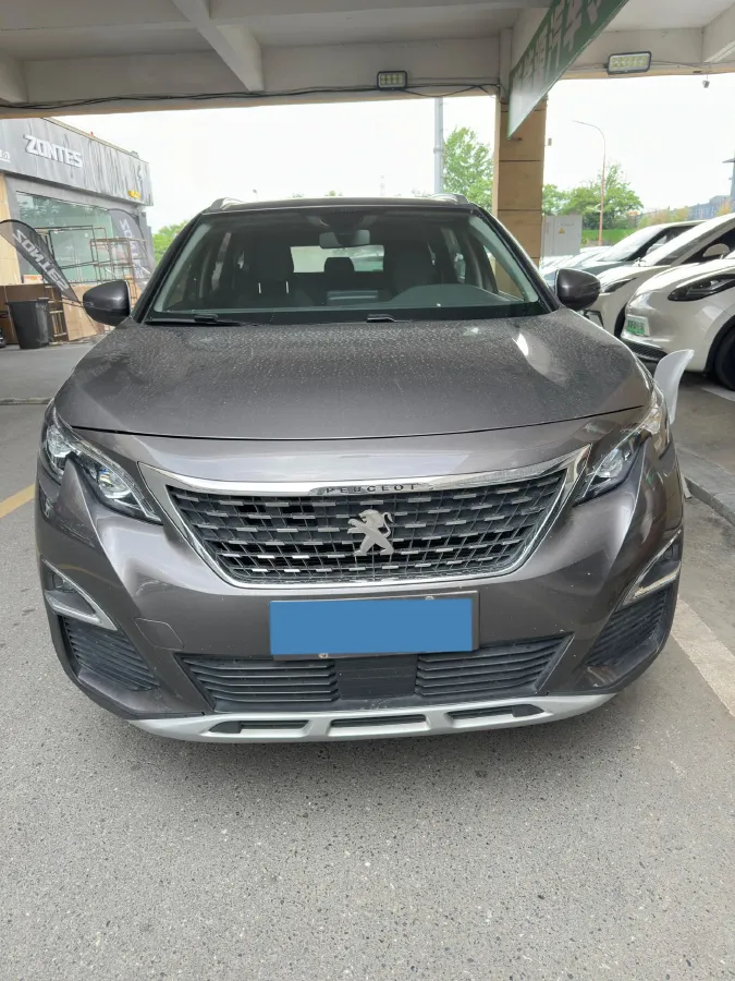 2019 Peugeot 5008 1.8T 211HP L4 8AT,autocango,china used car exporter,china ev exporter,chinese used car exporter,chinese used ev exporter