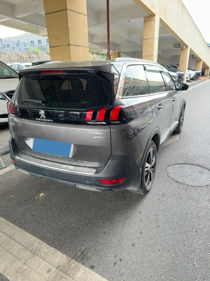 2019 Peugeot 5008 1.8T 211HP L4 8AT,autocango,china used car exporter,china ev exporter,chinese used car exporter,chinese used ev exporter