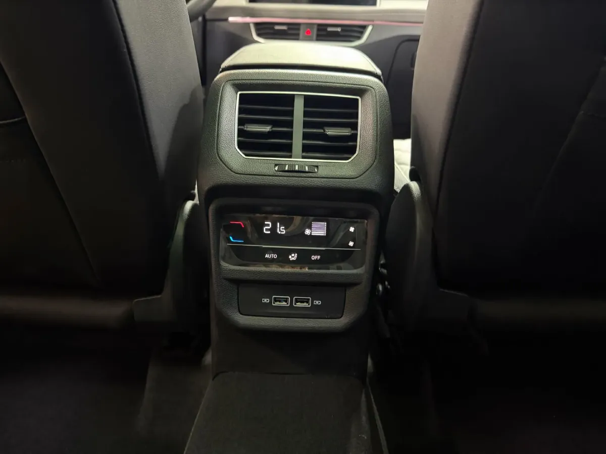 2023 Volkswagen Tayron 1.4T 150HP L4 7DCT,autocango,china used car exporter,china ev exporter,chinese used car exporter,chinese used ev exporter