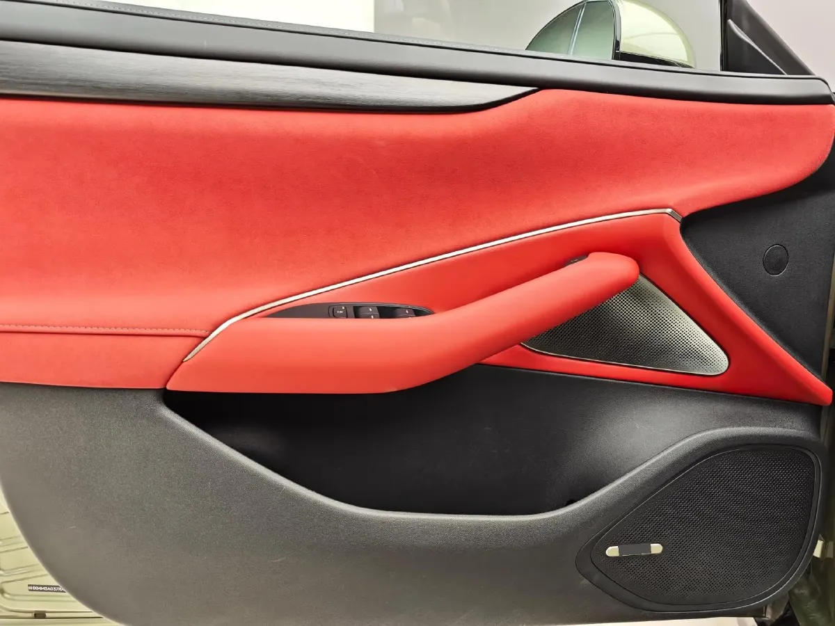 2024 MI SU7 BEV 101KWH,autocango,china used car exporter,china ev exporter,chinese used car exporter,chinese used ev exporter