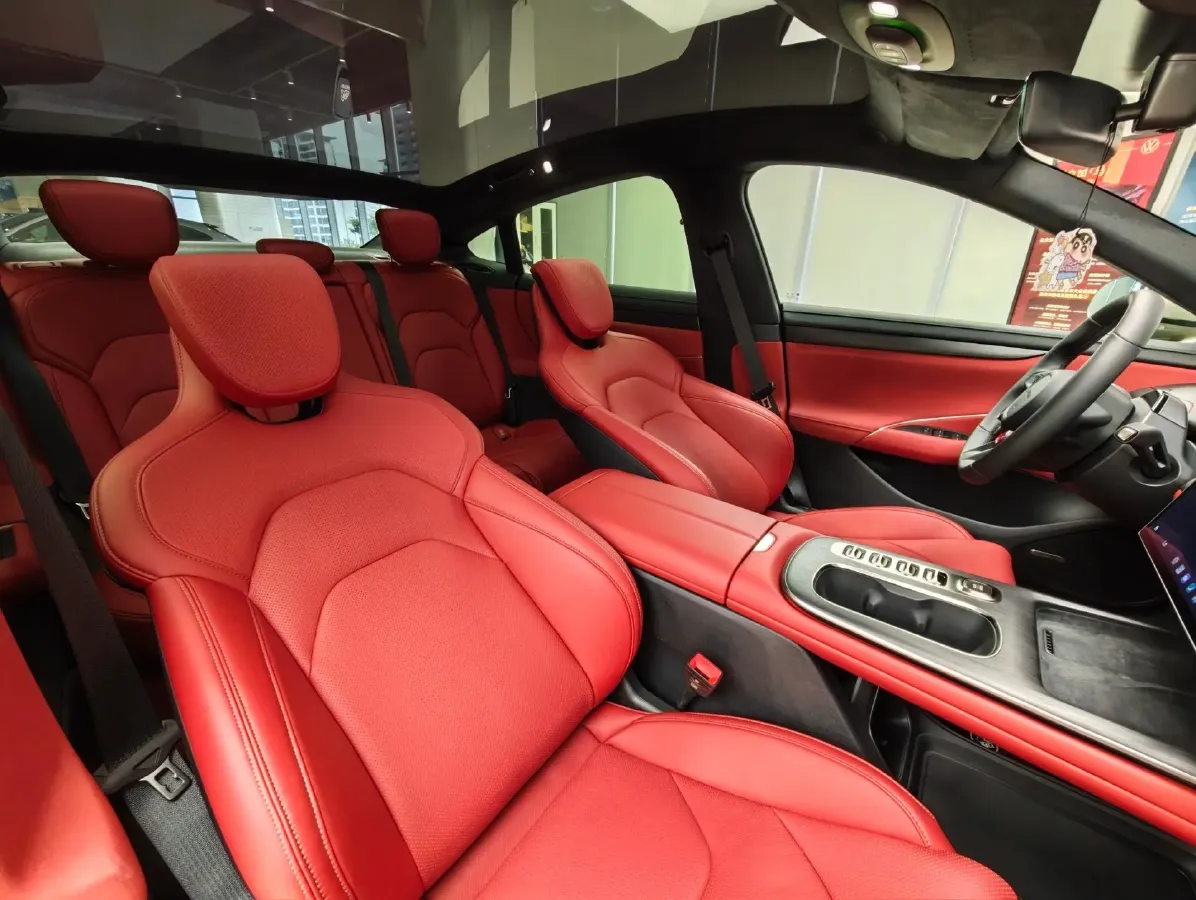 2024 MI SU7 BEV 101KWH,autocango,china used car exporter,china ev exporter,chinese used car exporter,chinese used ev exporter