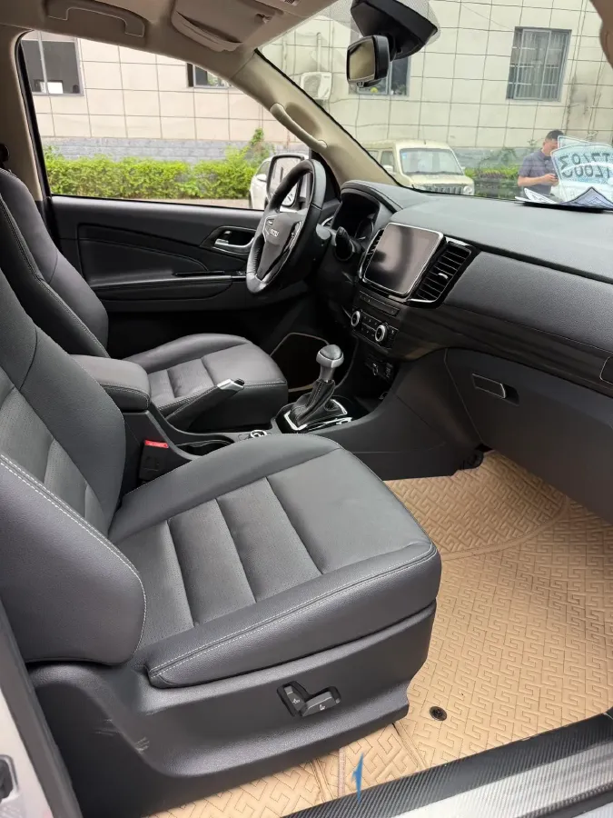 2020 Isuzu Mu-X 1.9T 166HP L4 6AT,autocango,china used car exporter,china ev exporter,chinese used car exporter,chinese used ev exporter