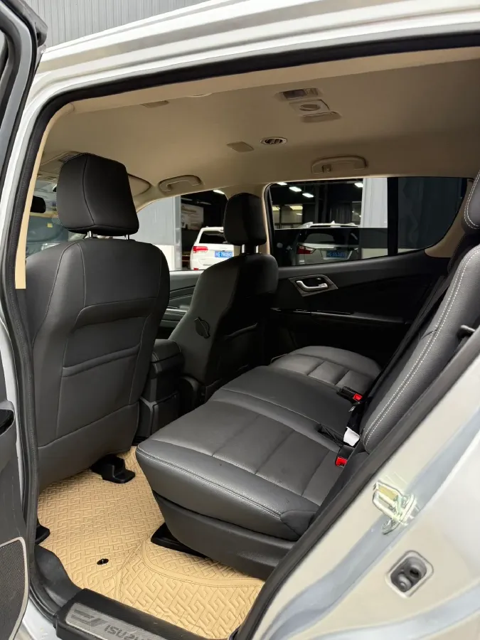 2020 Isuzu Mu-X 1.9T 166HP L4 6AT,autocango,china used car exporter,china ev exporter,chinese used car exporter,chinese used ev exporter