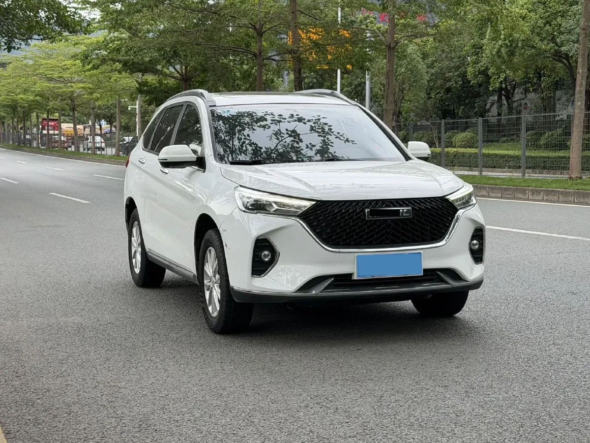2021 Haval M6 1.5T 150HP L4 7DCT,autocango,china used car exporter,china ev exporter,chinese used car exporter,chinese used ev exporter