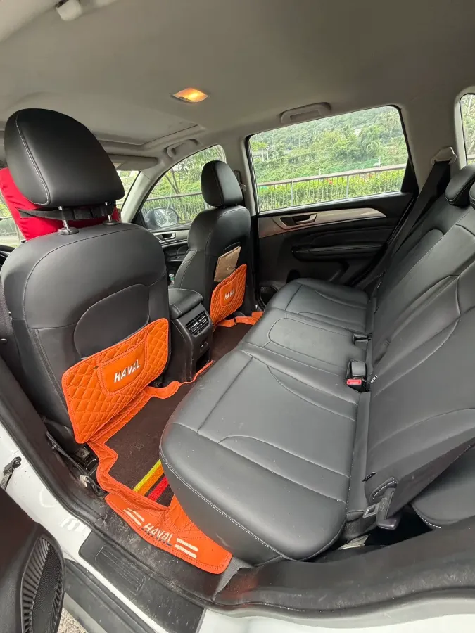 2021 Haval M6 1.5T 150HP L4 7DCT,autocango,china used car exporter,china ev exporter,chinese used car exporter,chinese used ev exporter