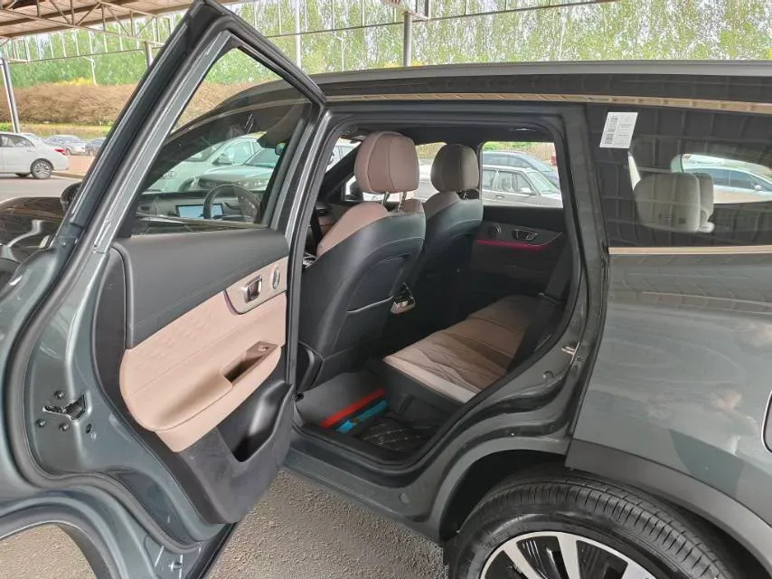 2025 Fulwin FulwinT8 1.5T 156HP L4 1DHT PHEV 18.67KWH,autocango,china used car exporter,china ev exporter,chinese used car exporter,chinese used ev exporter