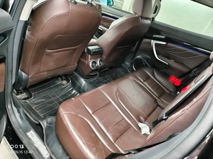 2017 WEY VV7 2.0T 234HP L4 7DCT,autocango,china used car exporter,china ev exporter,chinese used car exporter,chinese used ev exporter