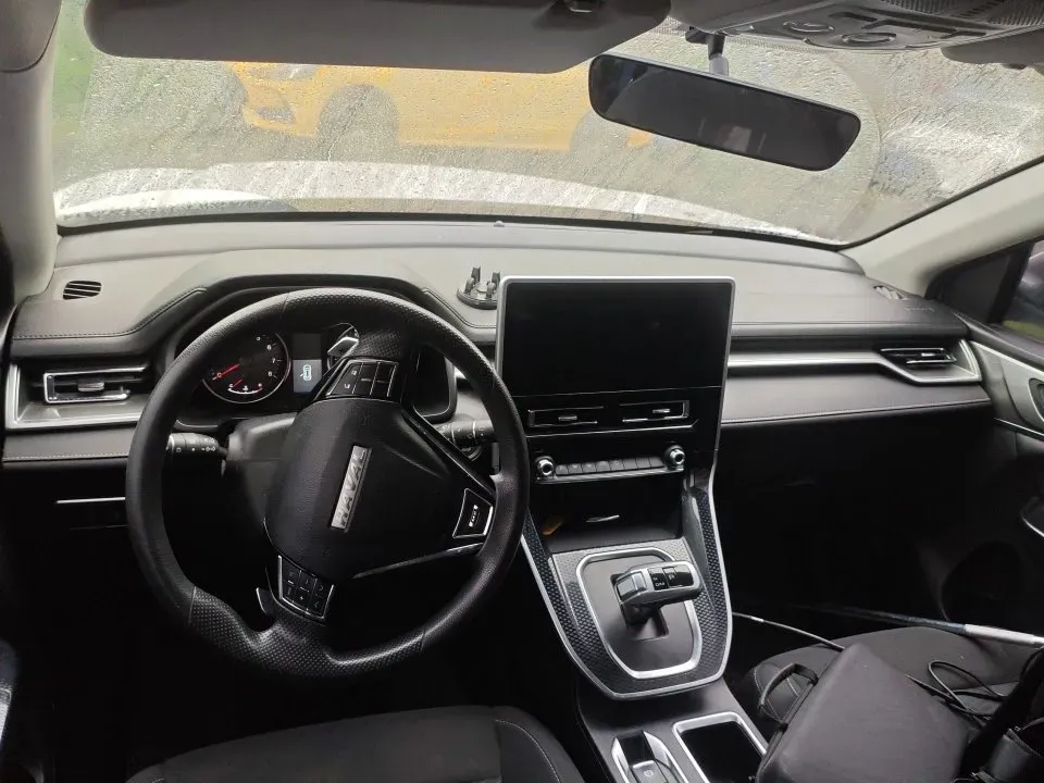 2023 Haval M6 1.5T 150HP L4 7DCT,autocango,china used car exporter,china ev exporter,chinese used car exporter,chinese used ev exporter