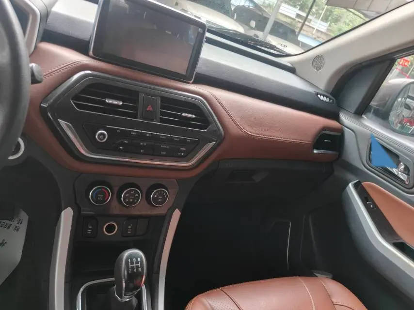 2017 BAIC ChangHe M70 1.5L 113HP L4 5MT,autocango,china used car exporter,china ev exporter,chinese used car exporter,chinese used ev exporter