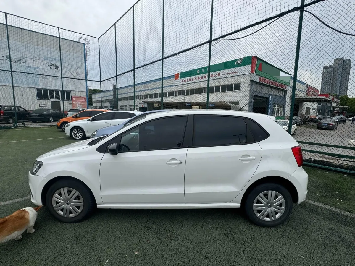 2016 Volkswagen Polo 1.4L 90HP L4 6AT,autocango,china used car exporter,china ev exporter,chinese used car exporter,chinese used ev exporter