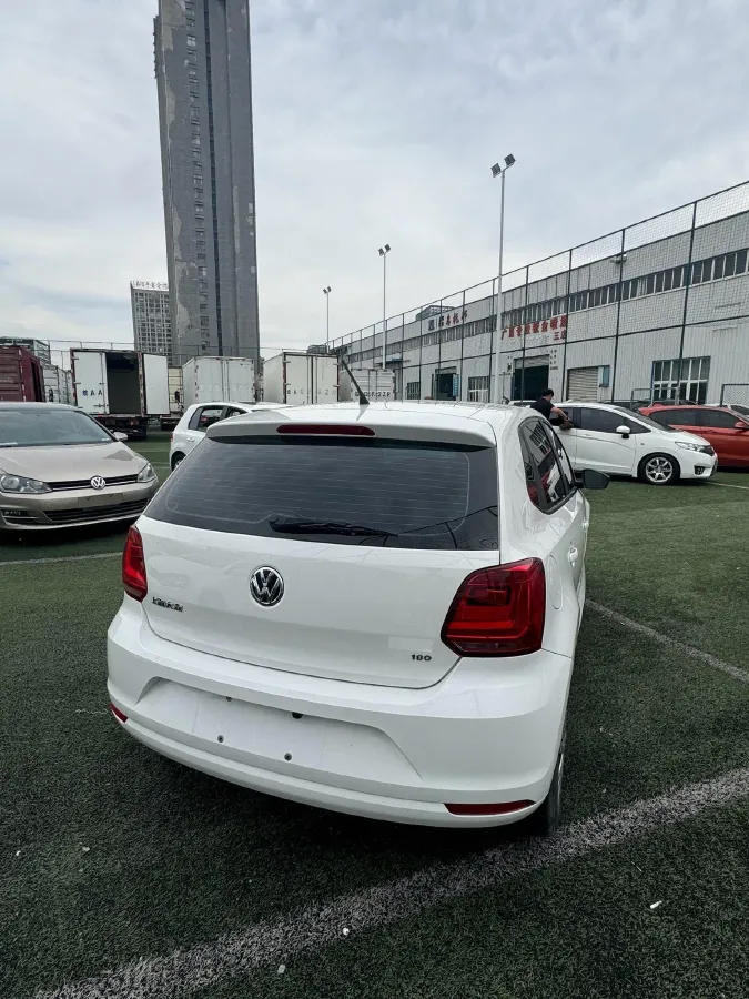 2016 Volkswagen Polo 1.4L 90HP L4 6AT,autocango,china used car exporter,china ev exporter,chinese used car exporter,chinese used ev exporter