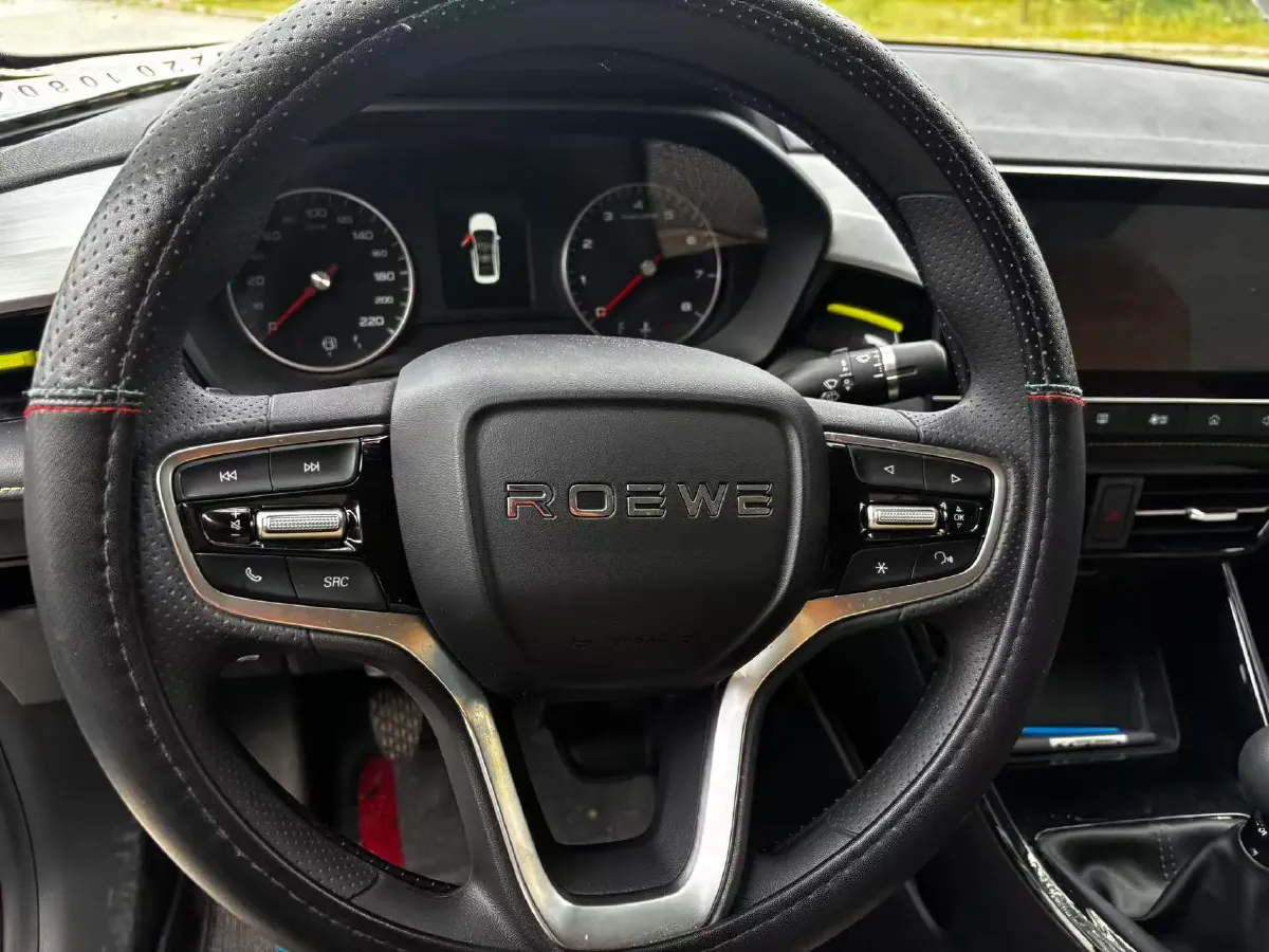 2021 Roewe i5 1.5L 120HP L4 5MT,autocango,china used car exporter,china ev exporter,chinese used car exporter,chinese used ev exporter