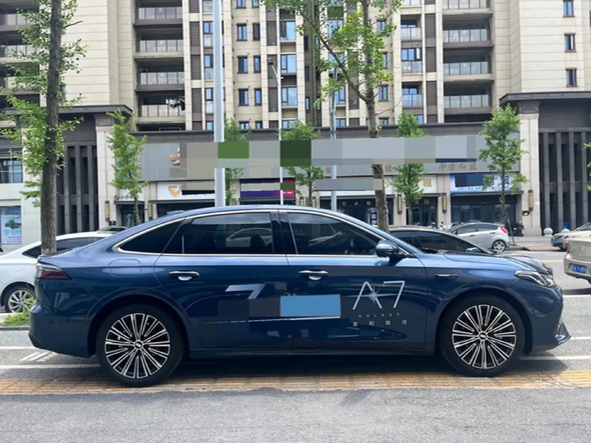 2025 Geely Galaxy A7 1.5L 112HP L4 1DHT PHEV,autocango,china used car exporter,china ev exporter,chinese used car exporter,chinese used ev exporter
