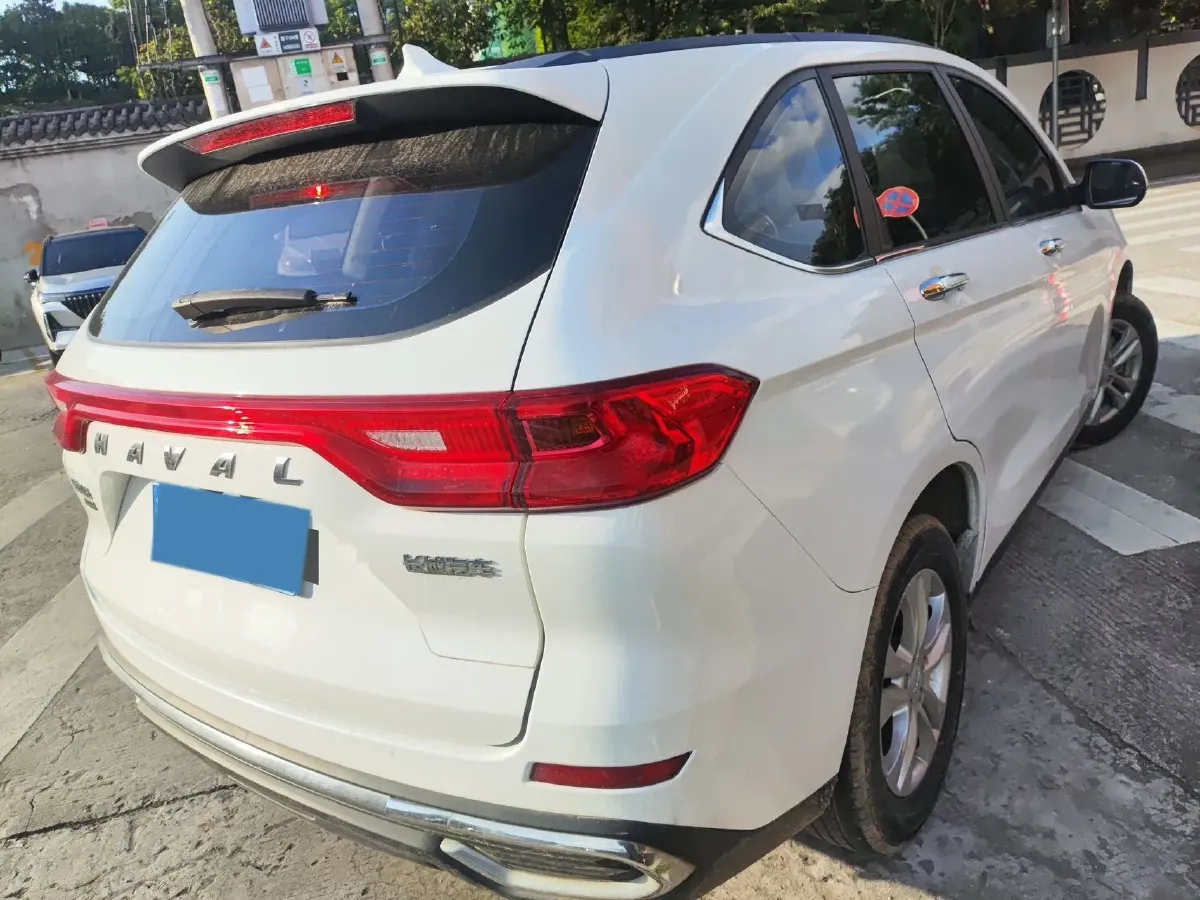 2023 Haval M6 1.5T 150HP L4 7DCT,autocango,china used car exporter,china ev exporter,chinese used car exporter,chinese used ev exporter