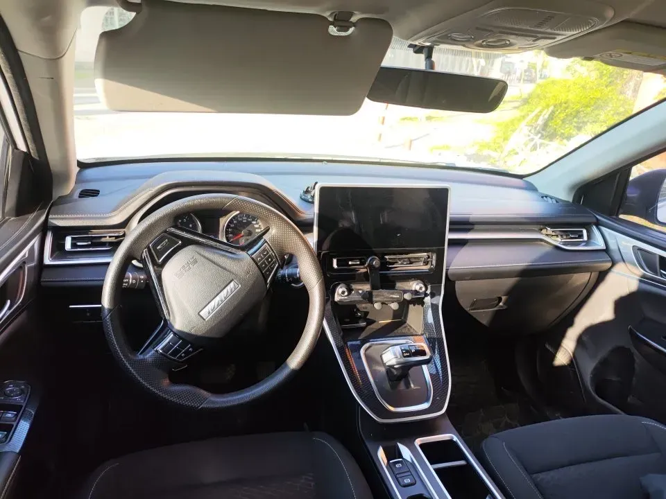 2023 Haval M6 1.5T 150HP L4 7DCT,autocango,china used car exporter,china ev exporter,chinese used car exporter,chinese used ev exporter