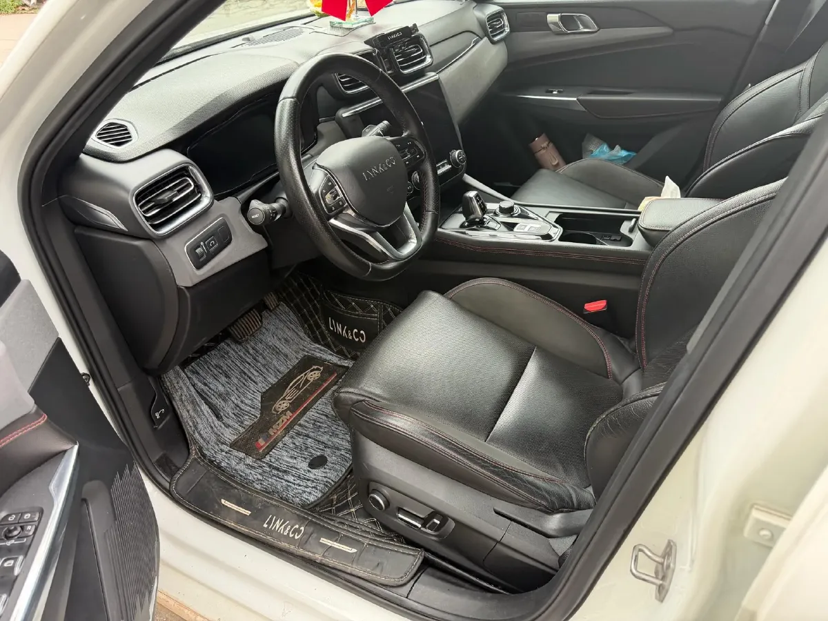 2018 Toyota C-HR 2.0L 171HP L4 CVT,autocango,china used car exporter,china ev exporter,chinese used car exporter,chinese used ev exporter