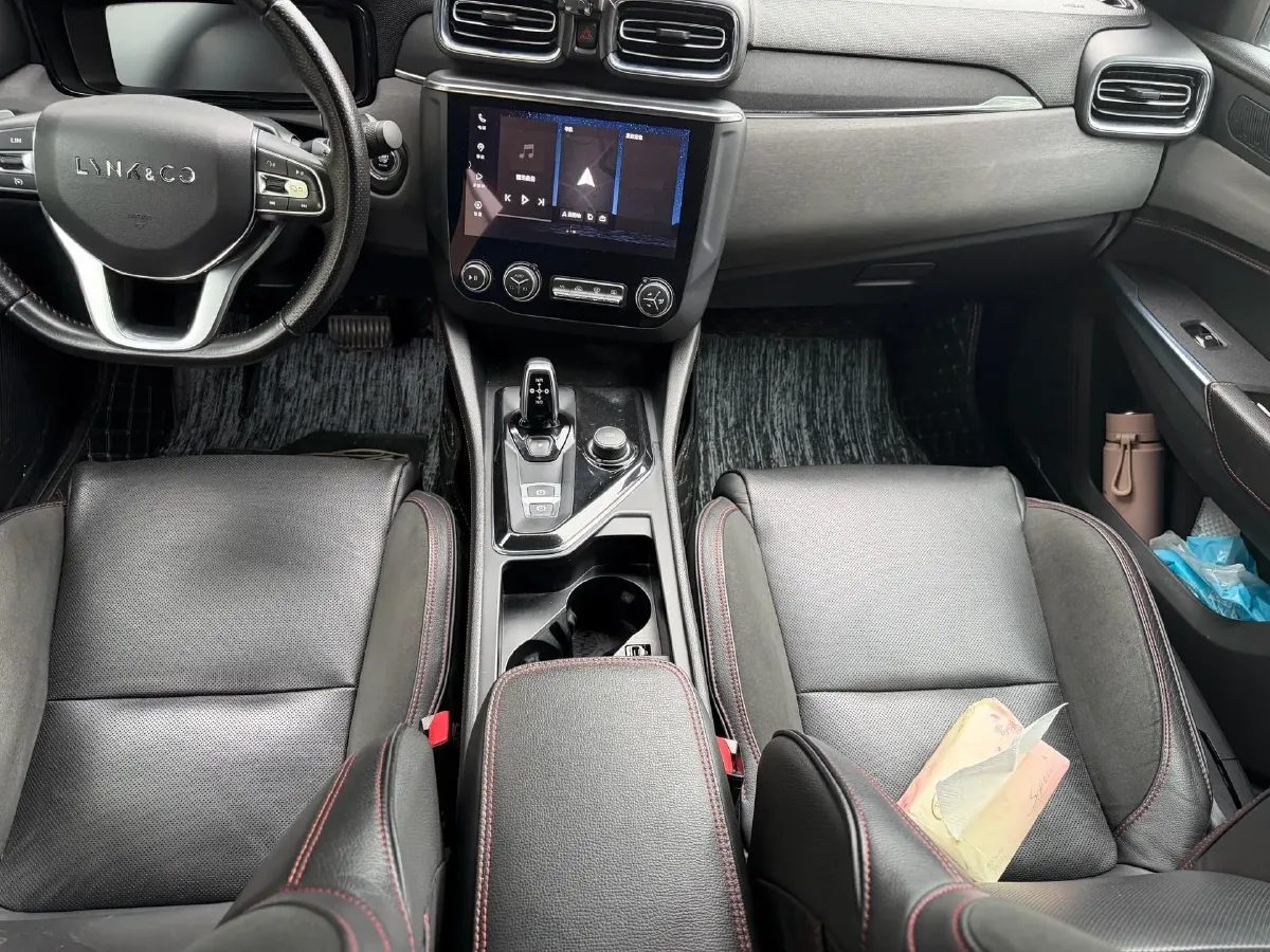2018 Toyota C-HR 2.0L 171HP L4 CVT,autocango,china used car exporter,china ev exporter,chinese used car exporter,chinese used ev exporter