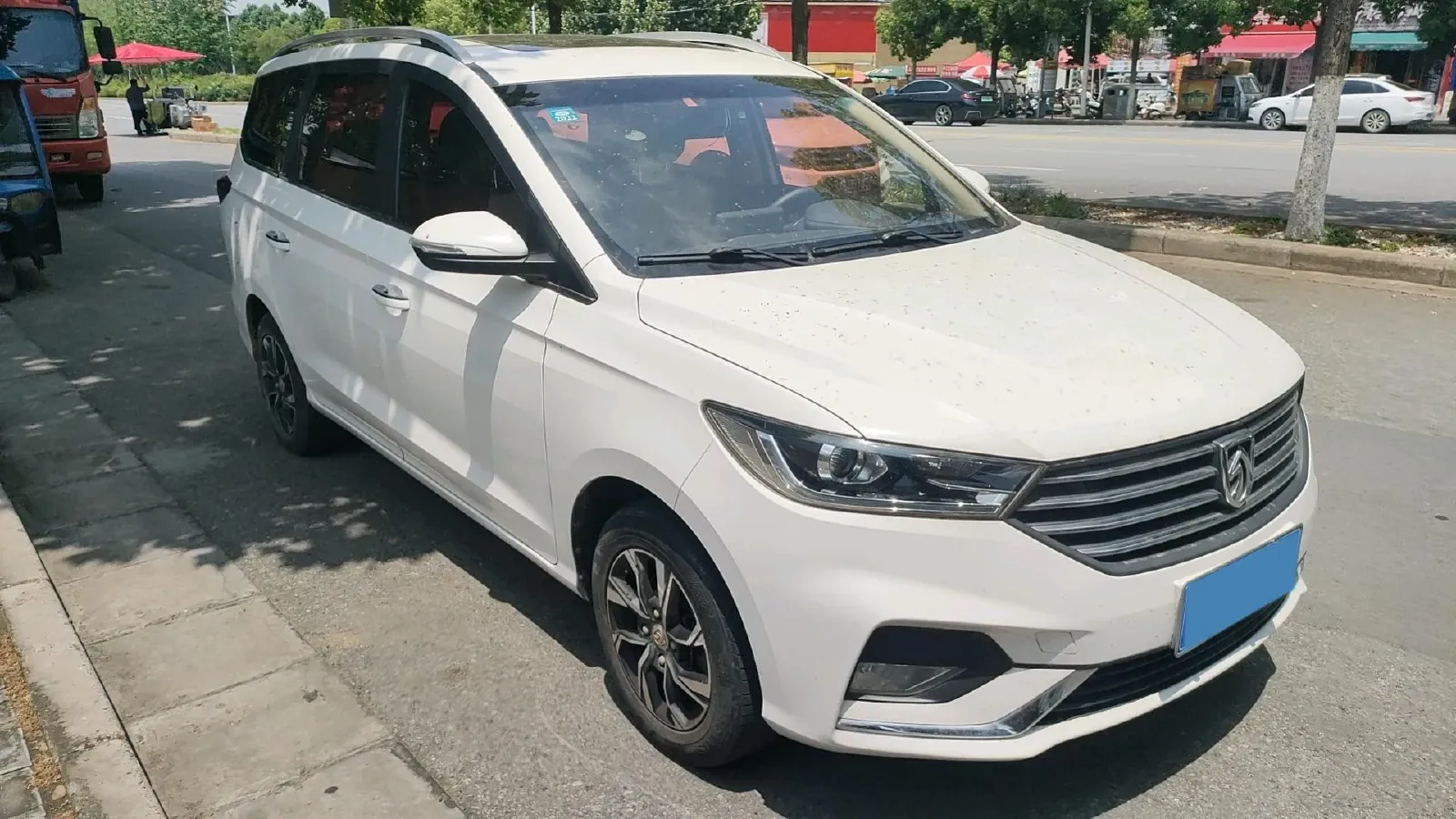 2016 BaoJun 560 1.5T 150HP L4 6MT,autocango,china used car exporter,china ev exporter,chinese used car exporter,chinese used ev exporter