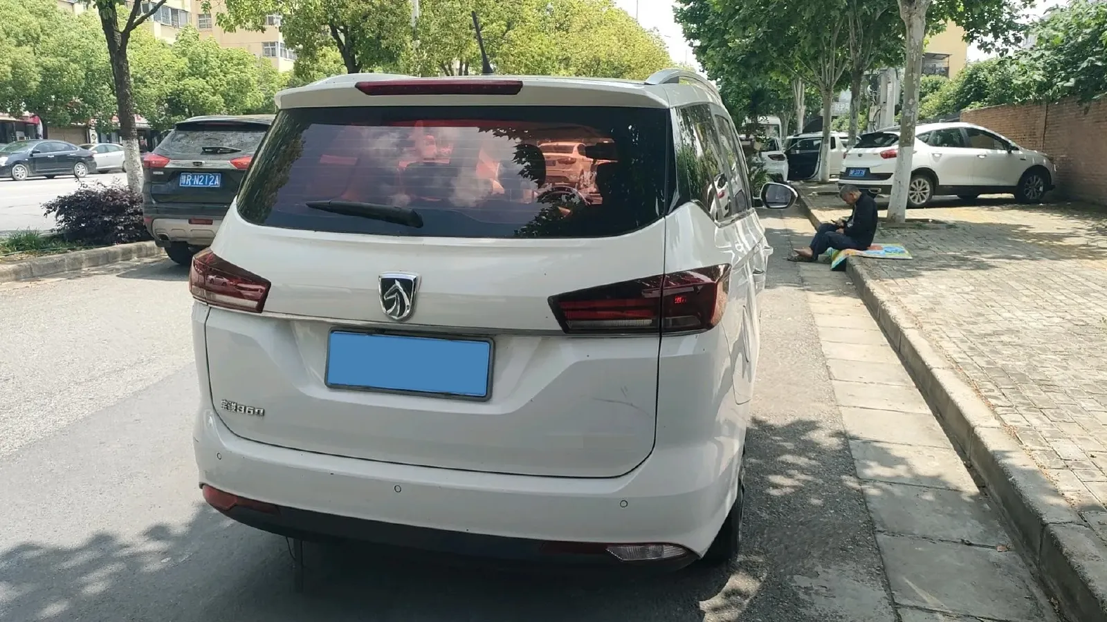 2016 BaoJun 560 1.5T 150HP L4 6MT,autocango,china used car exporter,china ev exporter,chinese used car exporter,chinese used ev exporter