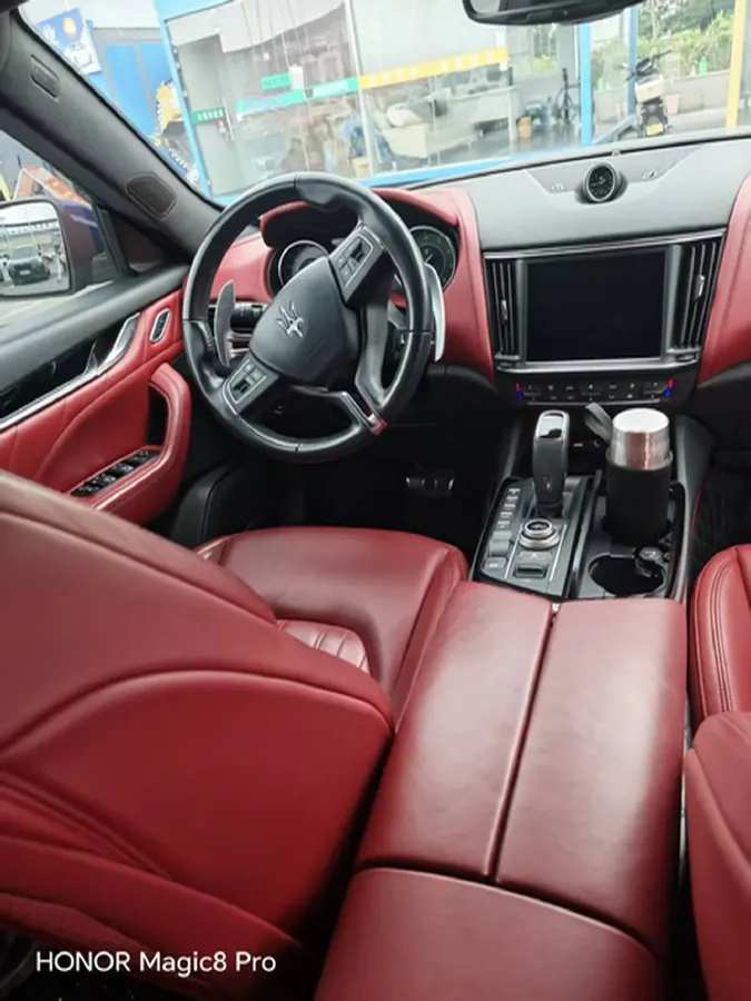 2021 Maserati Levante 3.0T 350HP V6 8AT,autocango,china used car exporter,china ev exporter,chinese used car exporter,chinese used ev exporter