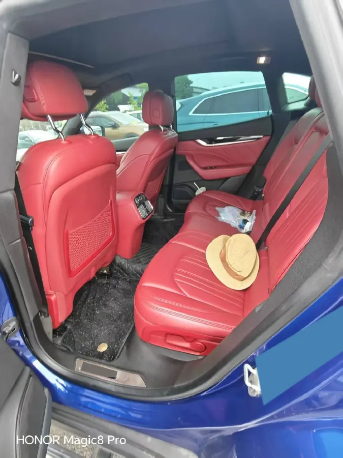 2021 Maserati Levante 3.0T 350HP V6 8AT,autocango,china used car exporter,china ev exporter,chinese used car exporter,chinese used ev exporter