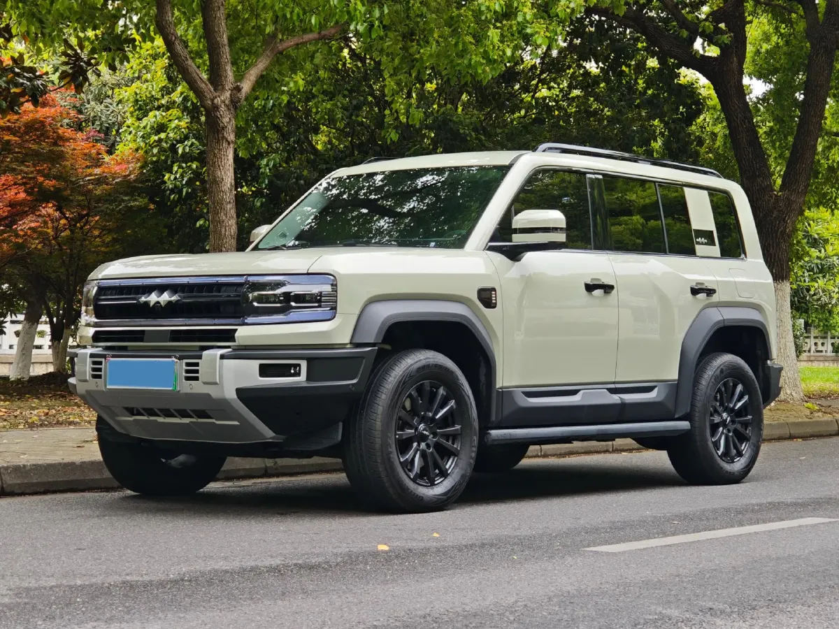 2023 FangChengBao Bao 5 1.5T 194HP L4 E-CVT PHEV 31.8KWH,autocango,china used car exporter,china ev exporter,chinese used car exporter,chinese used ev exporter