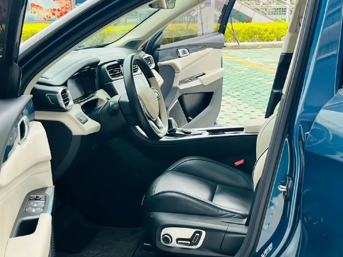 2017 Foton Sauvana 2.0T 218HP L4 6AT,autocango,china used car exporter,china ev exporter,chinese used car exporter,chinese used ev exporter