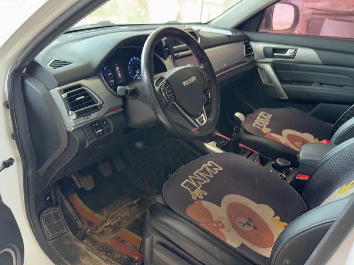 2017 Haval H2 1.5T 150HP L4 6MT,autocango,china used car exporter,china ev exporter,chinese used car exporter,chinese used ev exporter