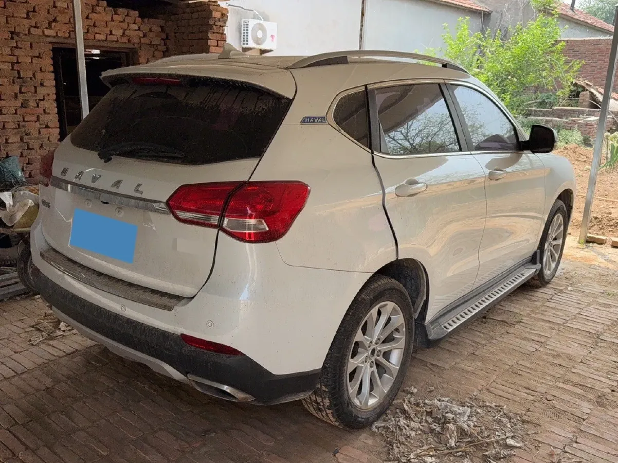 2017 Haval H2 1.5T 150HP L4 6MT,autocango,china used car exporter,china ev exporter,chinese used car exporter,chinese used ev exporter