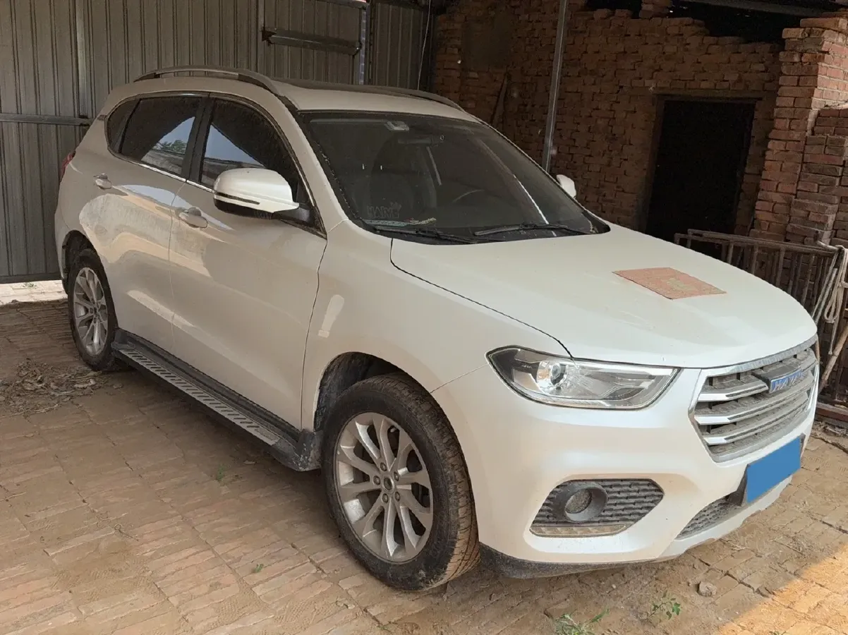 2017 Haval H2 1.5T 150HP L4 6MT,autocango,china used car exporter,china ev exporter,chinese used car exporter,chinese used ev exporter