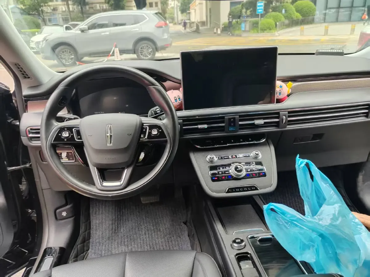 2022 Lincoln Corsair 2.0T 245HP L4 8AT,autocango,china used car exporter,china ev exporter,chinese used car exporter,chinese used ev exporter