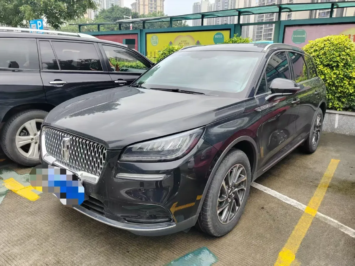 2022 Lincoln Corsair 2.0T 245HP L4 8AT,autocango,china used car exporter,china ev exporter,chinese used car exporter,chinese used ev exporter
